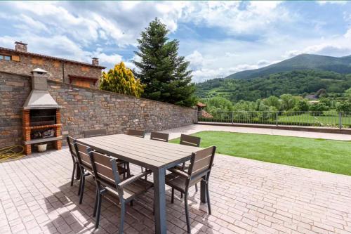 Létesítmények, Casa ideal para 10 personas con amplia terraza y vistas in Montella