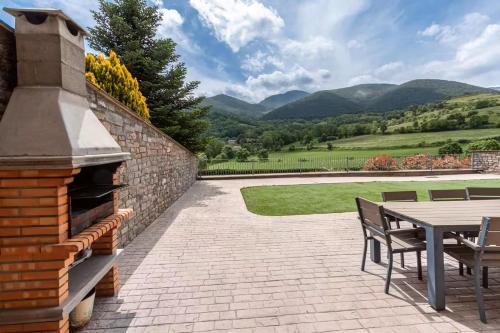 Létesítmények, Casa ideal para 10 personas con amplia terraza y vistas in Montella