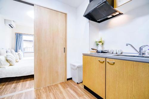 10min walk to Shinjuku YoW3