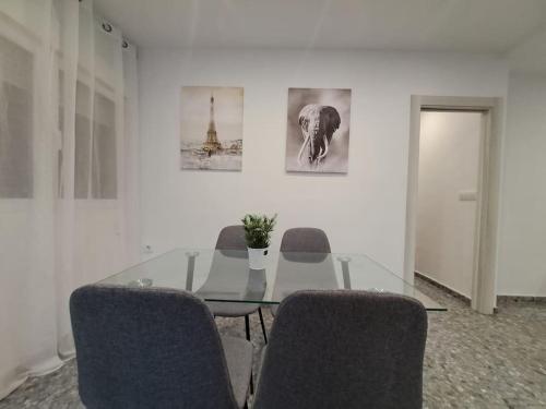 Altamira White & Bright in Poligono de San Isidro