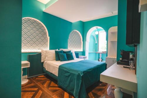 Double or Twin Room image 5