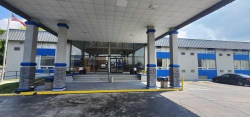 Days Inn by Wyndham Fort Wright Cincinnati Area Days Inn by Wyndham Fort Wright Cincinnati Area