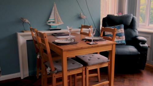 Captain's Quarters 'As seen in Beyond Paradise ' 2