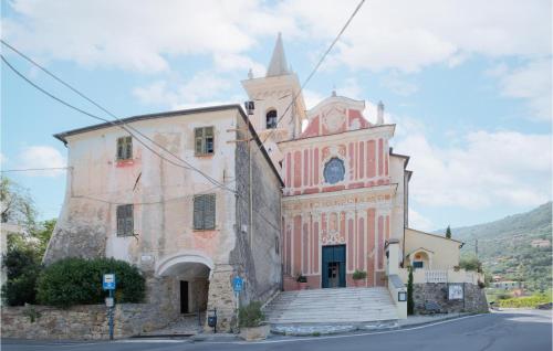 Nice Home In Borgo Doneglia With Kitchenette