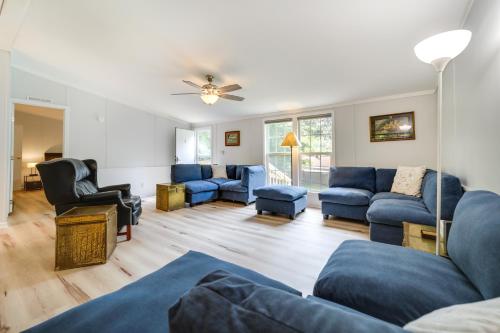North Carolina Home Near Mountain Biking and Fishing in Pisgah Forest, USA