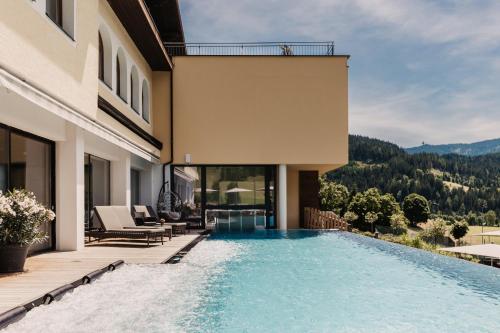 Hotel Neubergerhof - image 12