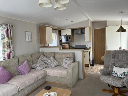 Static Caravan on the Jurassic coast at Freshwater Beach Holiday Park