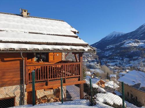 Chalet Puy-Saint-Pierre avec vue