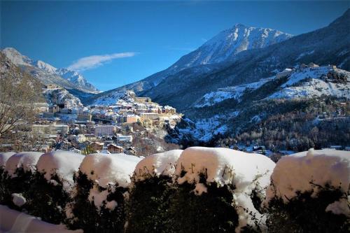 Chalet Puy-Saint-Pierre avec vue