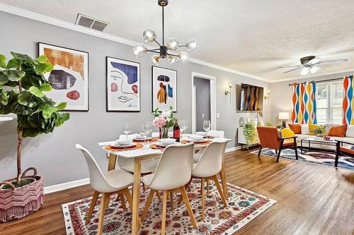 GA’s Peaches - Where Modern Meets Southern Comfort in Norcross, USA