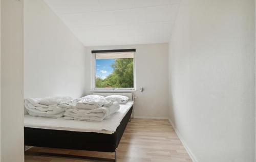  Beautiful Apartment In Fur With Wifi And 2 Bedrooms in Fur