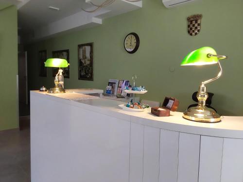 Grand Bells Bed And Breakfast - image 7