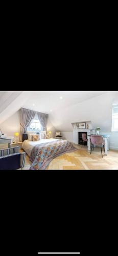 Valencia luxury entire house