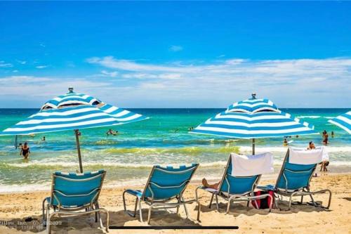 Full Apmt 3 Beds Miami in Hallandale Beach, USA