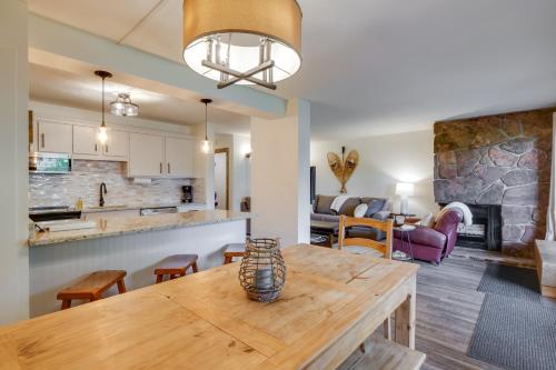 Mountain Meadows Condo Walk to Ski Shuttle! in Frisco, USA