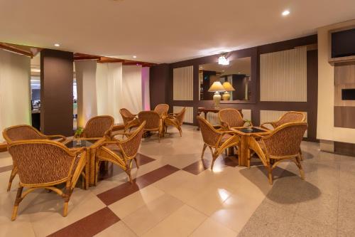 Lobby, Hotel Faranda Express Puerta del Sol Porlamar in Margarita Island