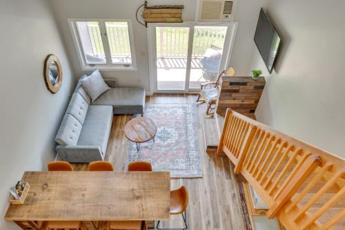 Lincoln Condo with Balcony and Mtn Views and Resort Perks - image 5