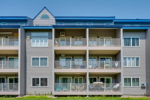 Lincoln Condo with Resort Amenities and Mountain Views