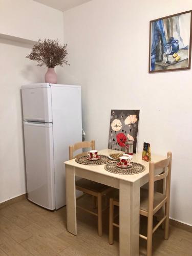 Bar Aperol Apartment Bar Aperol Apartment