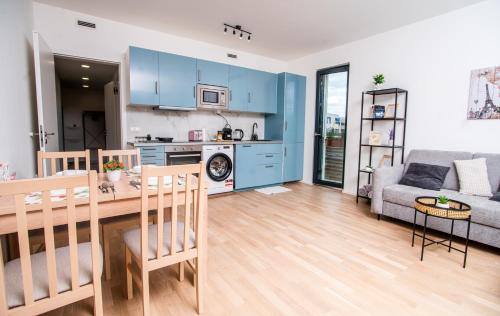 FREE PARKING- Newly built Apartment, Прага (фото 10)