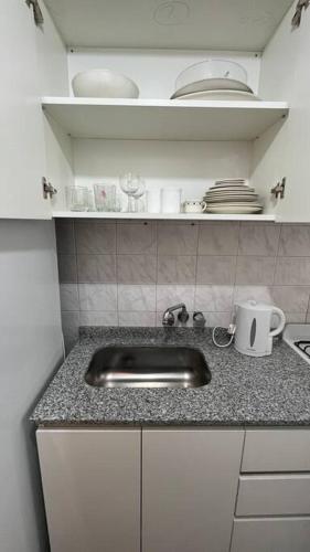 Kitchen, Hermoso departamento recien restaurado - Caballito in Caballito