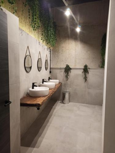 Baño, Albergue HR in Sarria