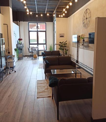 บริการและสิ่งอำนวยความสะดวก, Albergue HR in ซาเรีย