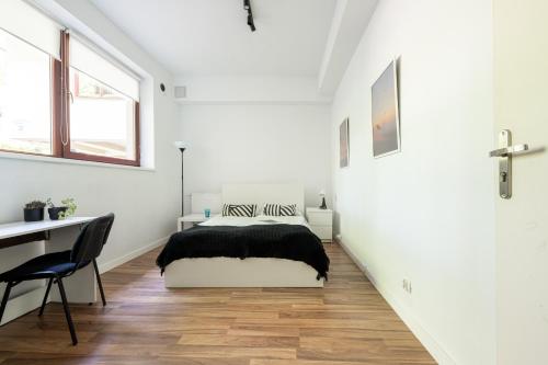Target Hostel 2