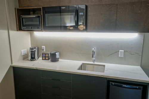477748332 Hôtel & Suites Normandin Lévis