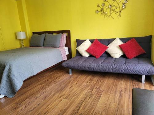 Waikiki condo -18F, Maui