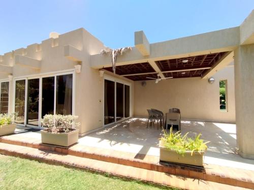 Villa 19, Amwaj Oyoun Resort - Beach- AquaPark Free Access in Sharm El Sheikh