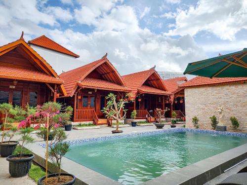 Uli Wood Villa Jimbaran