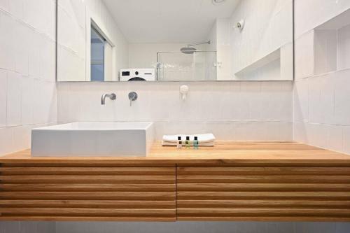 Two-Bedroom Apartment image 4