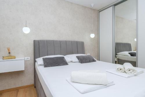 Three-Bedroom Apartment image 7