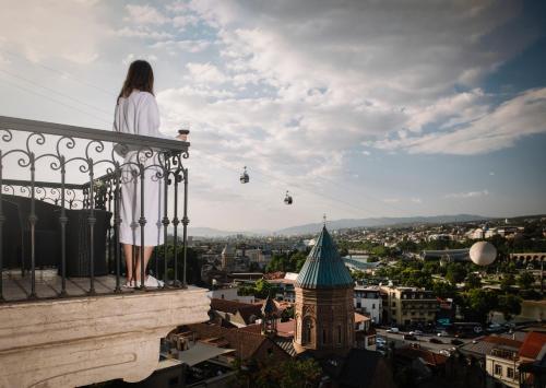 Twin room, superior, city view, balcony