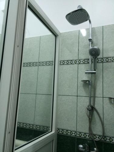 Retro Hostel Room Type - Single Room with Shared Bathroom