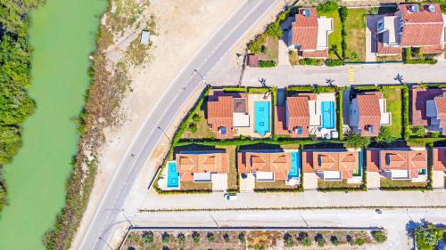 Paradise Town Villa Sean - image 12