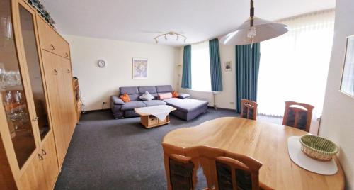 Apartment "Steuermann" hundefreundlich mit Südbalkon Sauna und Parkplatz - 200m zum Deich in Dorum Neufeld, Deutschland