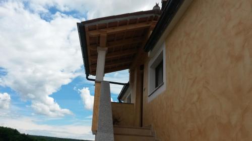  Apartment Petkid in Okreti