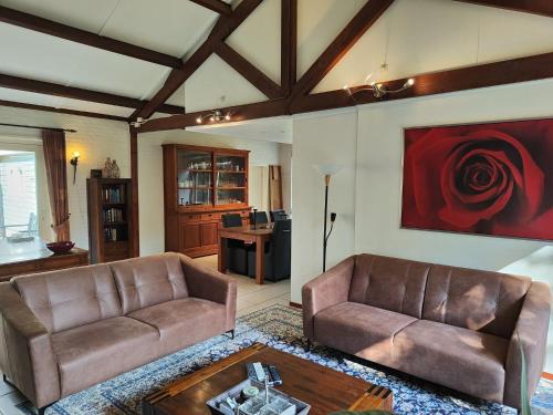 Spacious holiday home near with sauna in Garderen