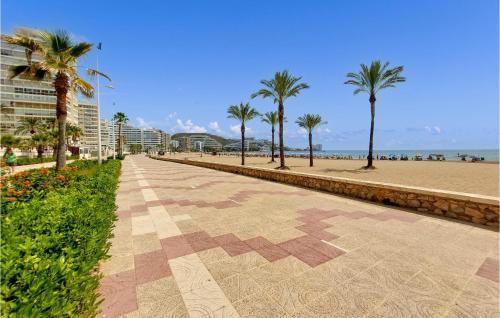 Nice Apartment In Cullera With 3 Bedrooms