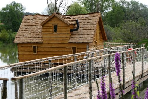 Les Cabanes Flottantes