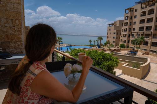 Sunset apartment in Samarah Dead Sea resort