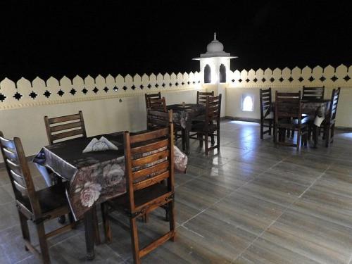 ホテル デヴ パレス