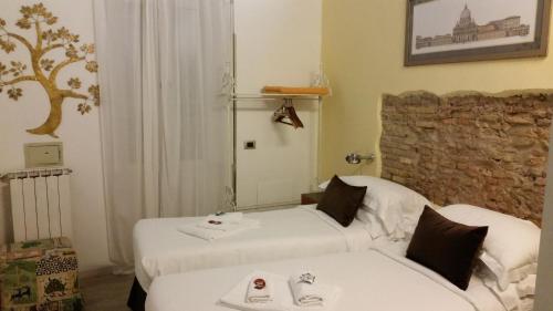 Navona First Rooms - image 3