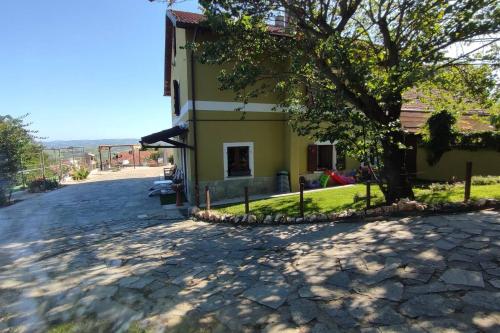La casa di giuda in Montaldo Scarampi
