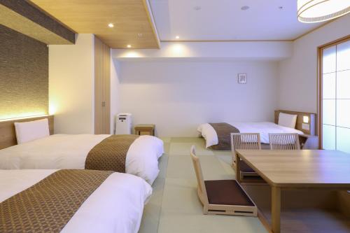 Luxury Triple Room