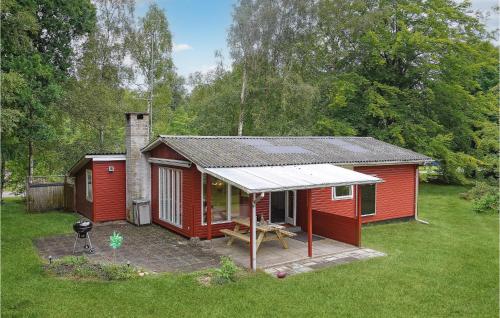 Gorgeous Home In Hadsund With Kitchen