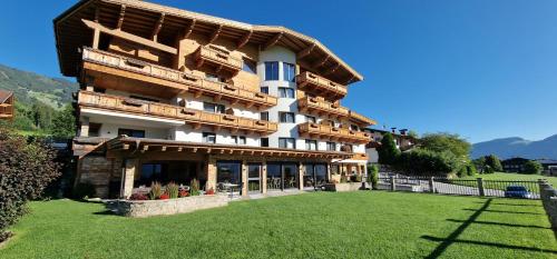 Hotel Garni Romantik, Fügen bei Bruck am Ziller