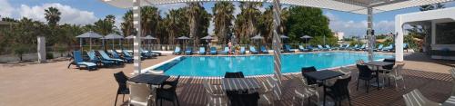Cosmopolitan Hotel - image 12